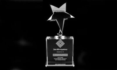 Vega Series Crystal Metal Star Award: 3-3/4" x 7-7/8"-101638