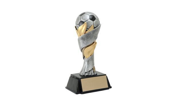 World Class Soccer Sculpture: 7"-100348