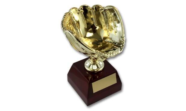 Golden Glove Keeper Trophy: 8 Golden Glove Keeper Trophy: 8"-103078