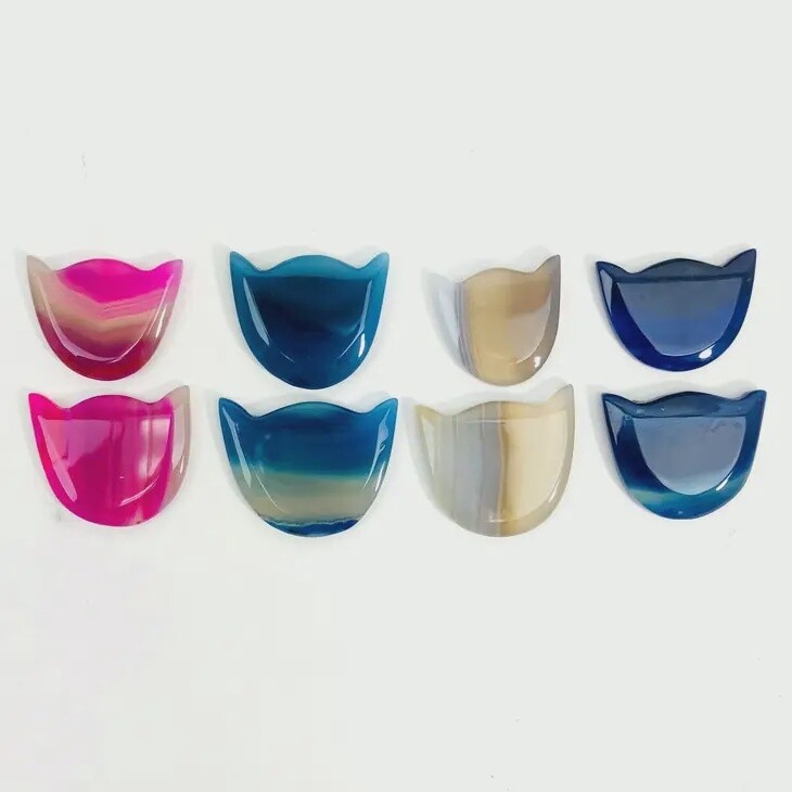 Dyed Agate Cat Face - Kitty Cabochon