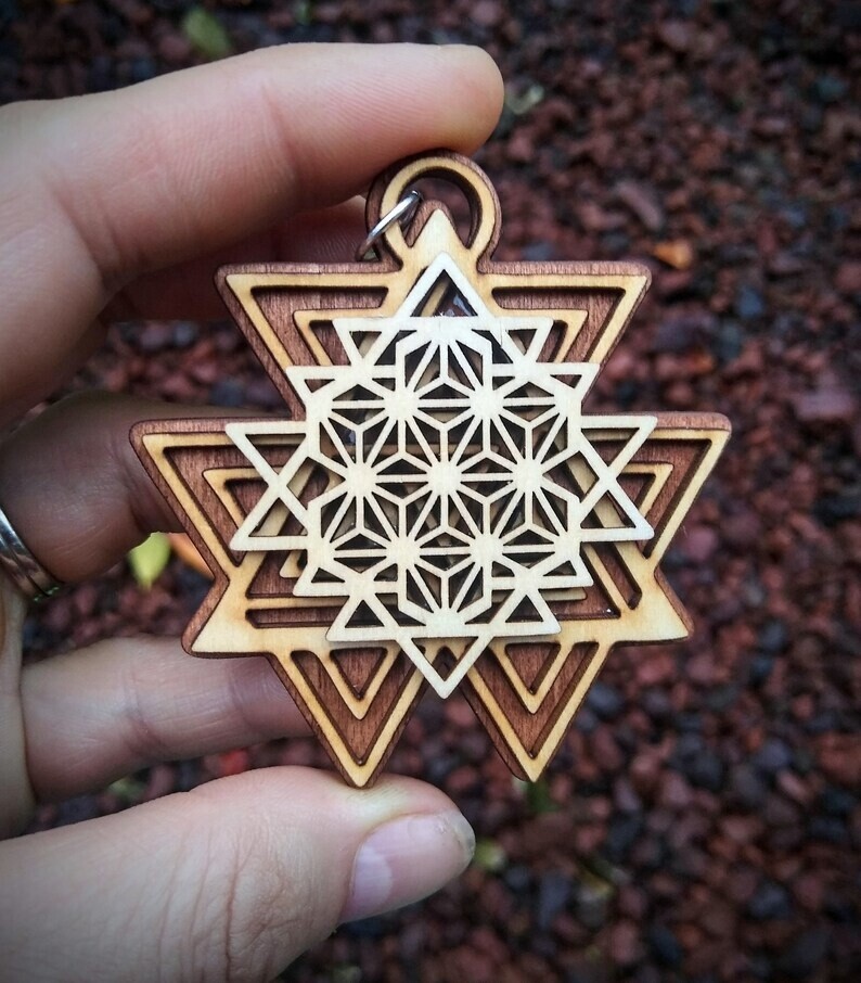 Third Eye 2.6in 3L Laser Cut Pendant Necklace