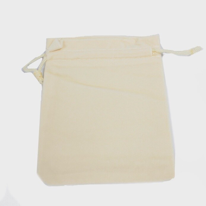 Ivory Velvet Pouch / Bag | 10 x 12 cm