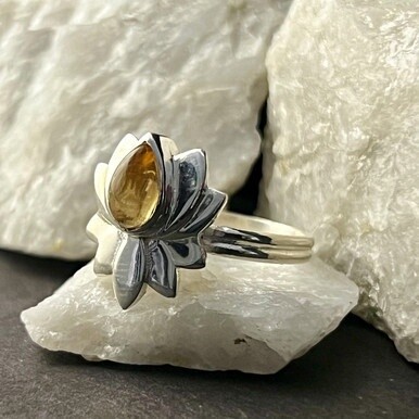 Citrine Ring Lotus 2