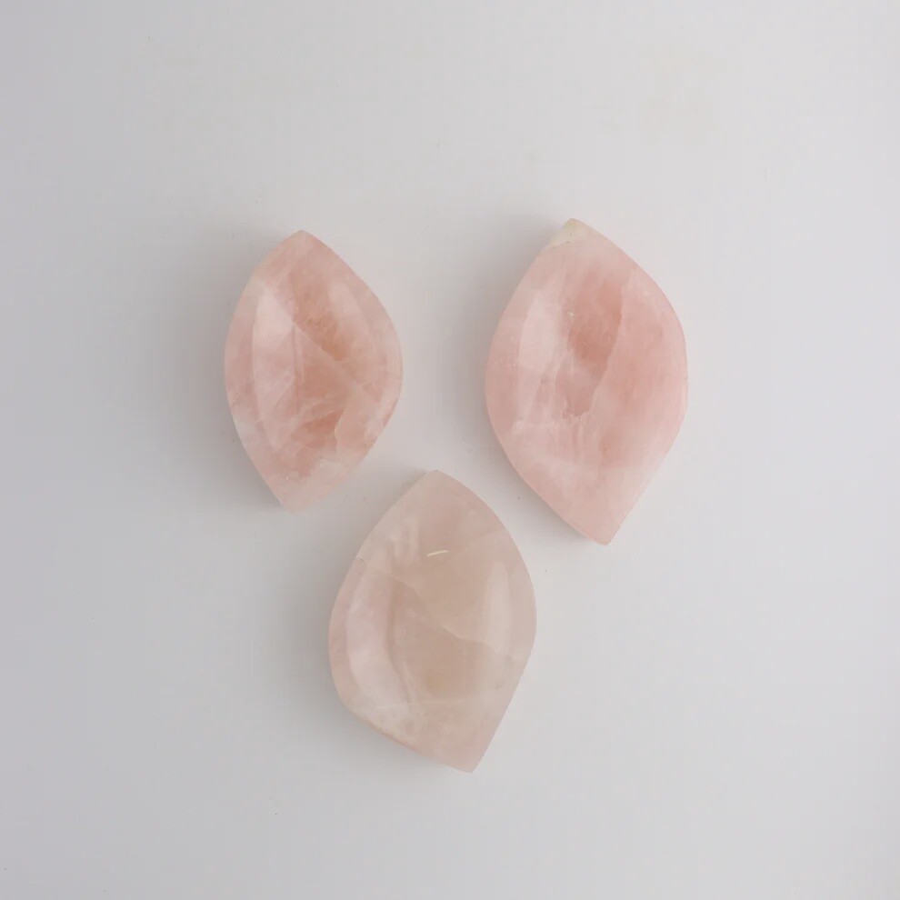 Rose Quartz Bowl - Leaf Shape