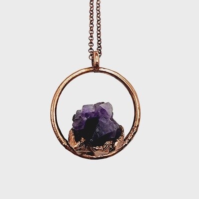 Crystal Halo Necklace - Skeletal Amethyst