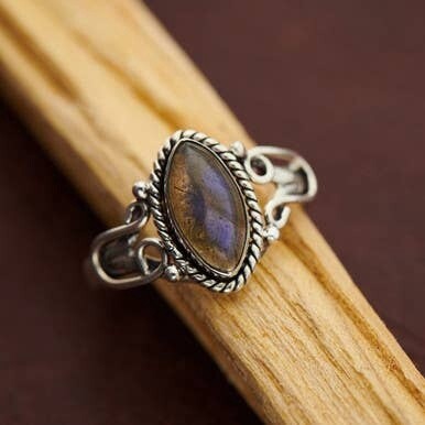 Labradorite Horseshoe Ring