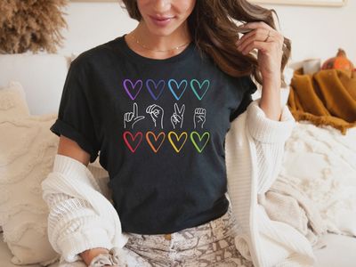 Rainbow Sign Language Love T-Shirt | Black