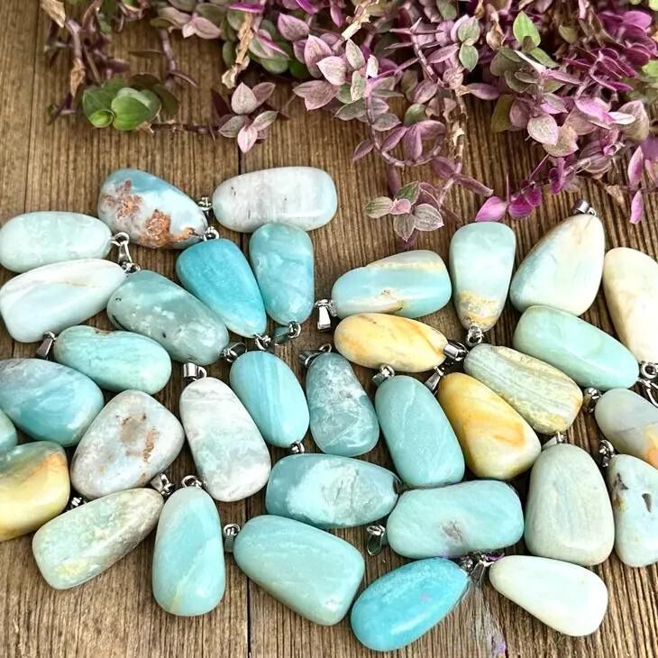 Crystal Pendant (pendant only), Material: Amazonite