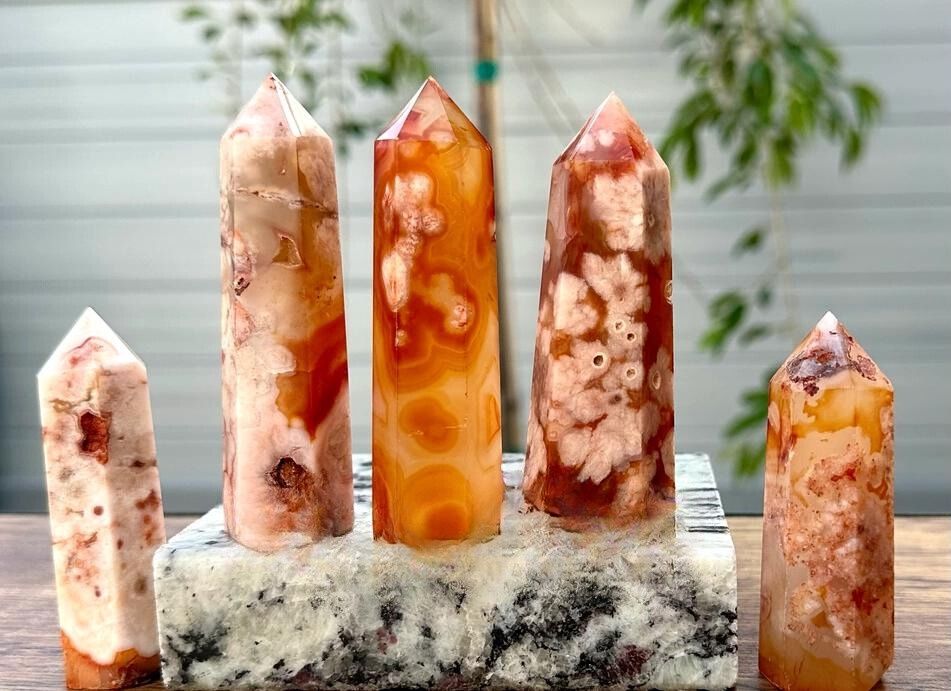 Carnelian Flower Agate Obelisk Tower (by lb)
