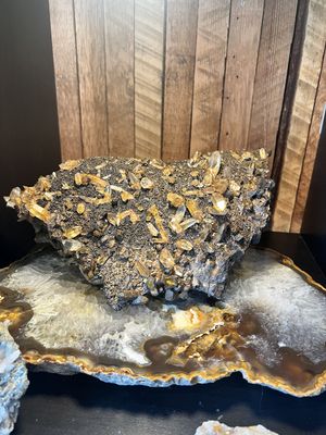 RG Spot Quartz with Sericite 3.31kg