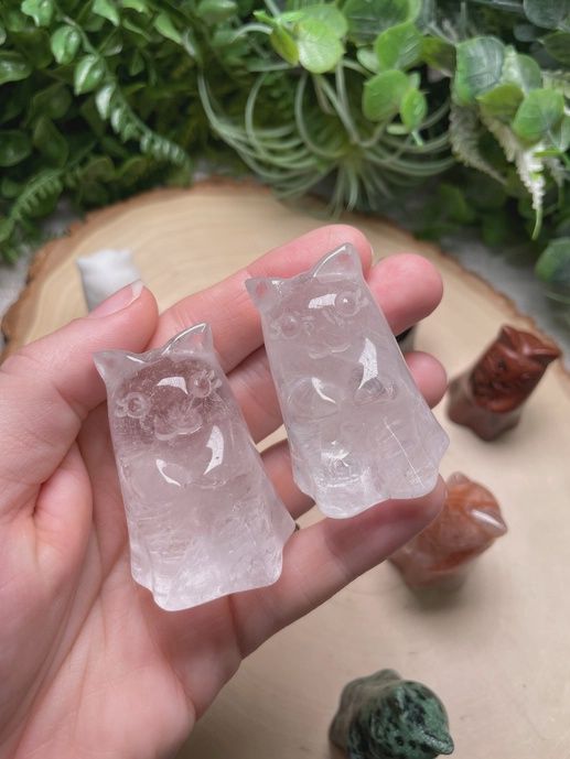 Small Crystal Ghost Cat, Material: Clear Quartz