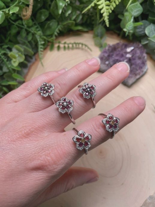 Garnet Flower Adjustable Ring