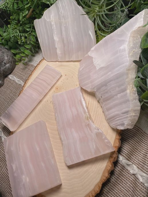 Mangano Calcite Slab