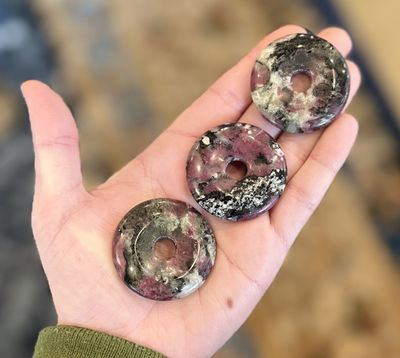 40mm Eudialyte Donut