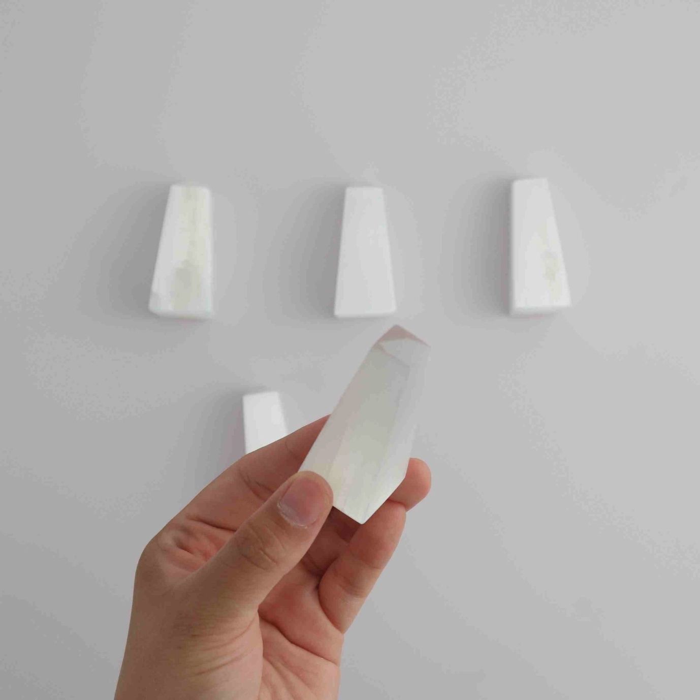 6cm Selenite / Satin Spar Tower