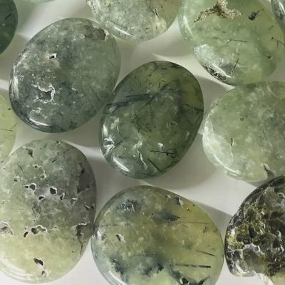Prehnite Palmstone