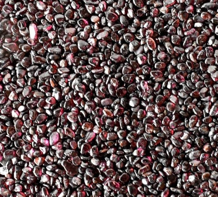 Garnet  Mini Tumble Chips (by g)