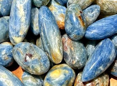 Blue Kyanite in Quartz Tumble Stone