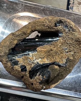 Medium Vivianite in Matrix (by kg)