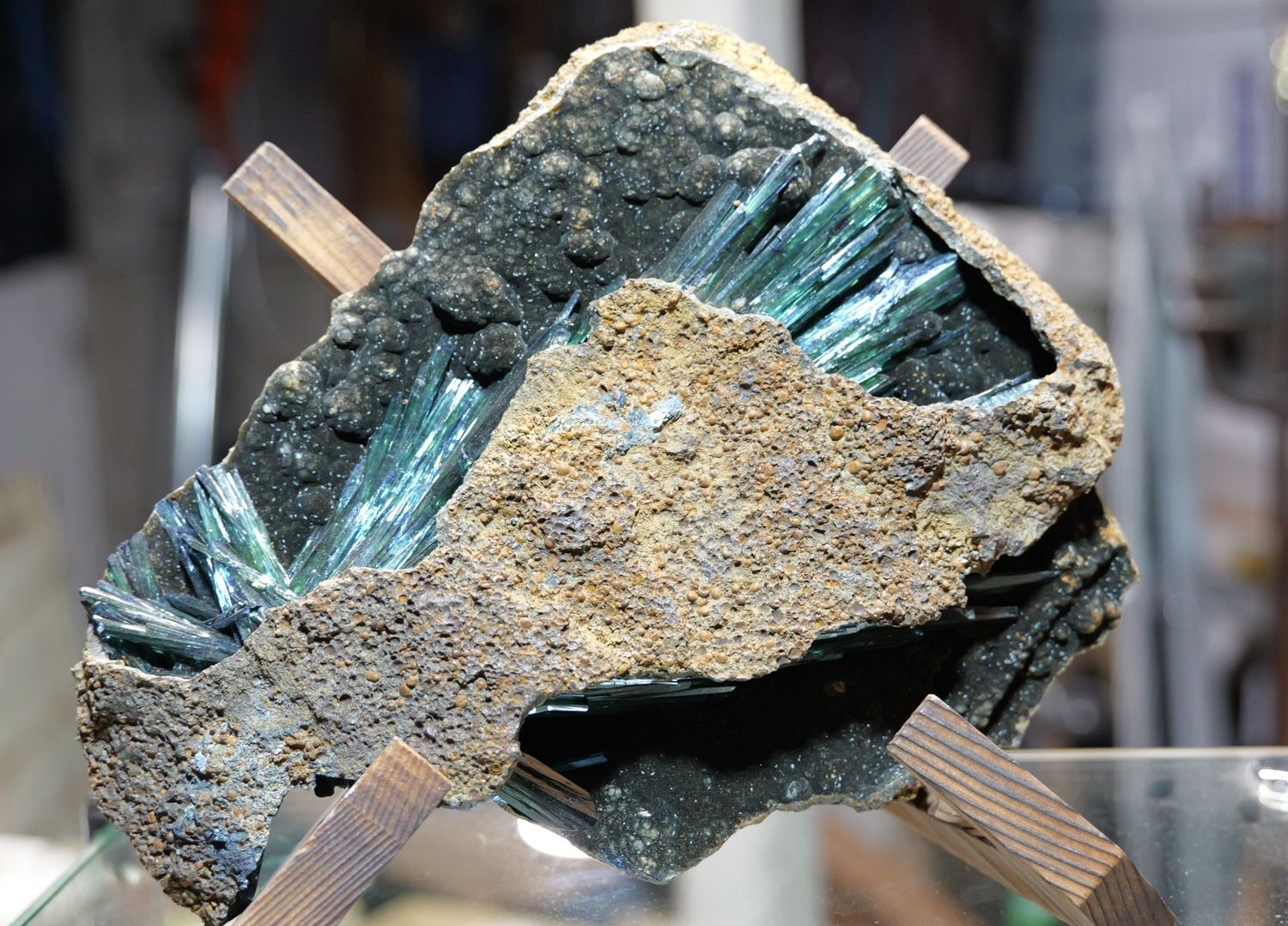 Large Vivianite Show Piece (by kg)