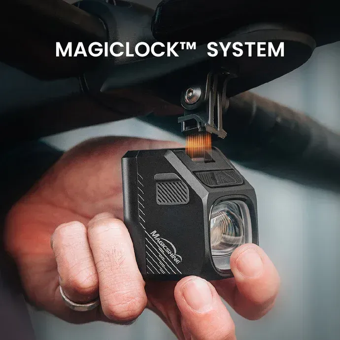 EVO 1700 Pro Magnet Montageschuh mit GoPro Aufnahme, z.B. für das 2. Bike EVO 1700 Pro Magnet Montageschuh mit GoPro Aufnahme, z.B. für das 2. Bike