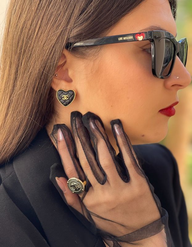 Elegant Black Heart reworked earrings