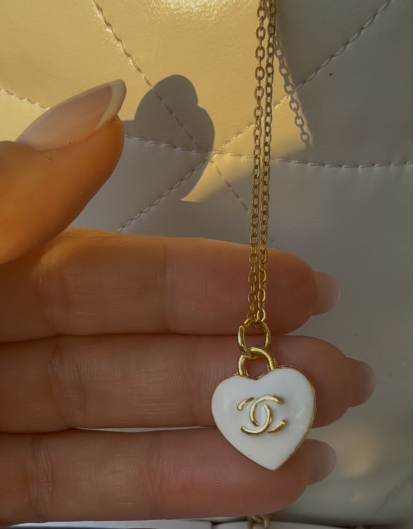 Elegant white heart charm necklace
