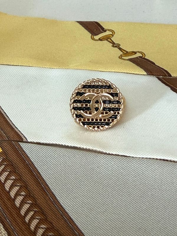 Monogram Weave Small brooch