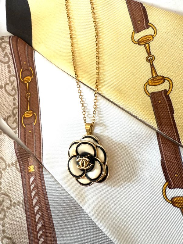 Vintage-Inspired Camellia Pendant Necklace