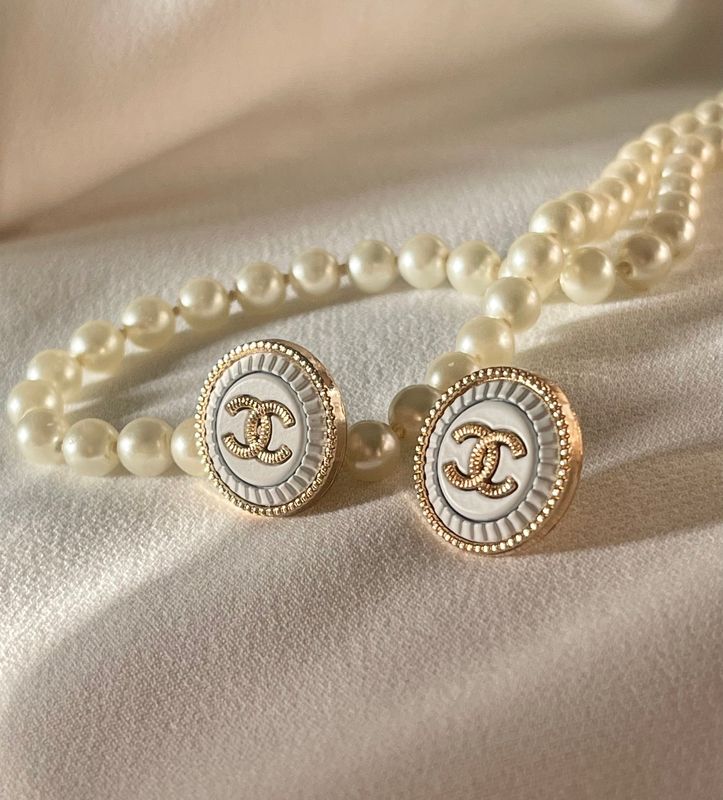 Vintage ~ Delicate white gold ~ reworked Earrings