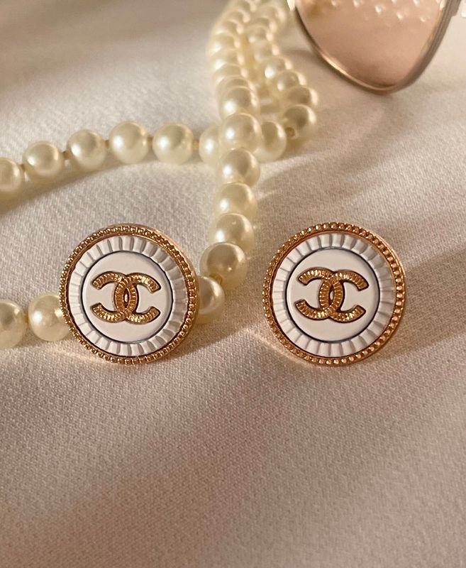 Vintage ~ Delicate white gold ~ reworked Earrings