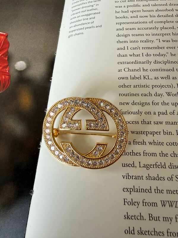 Statement monogram medium brooch