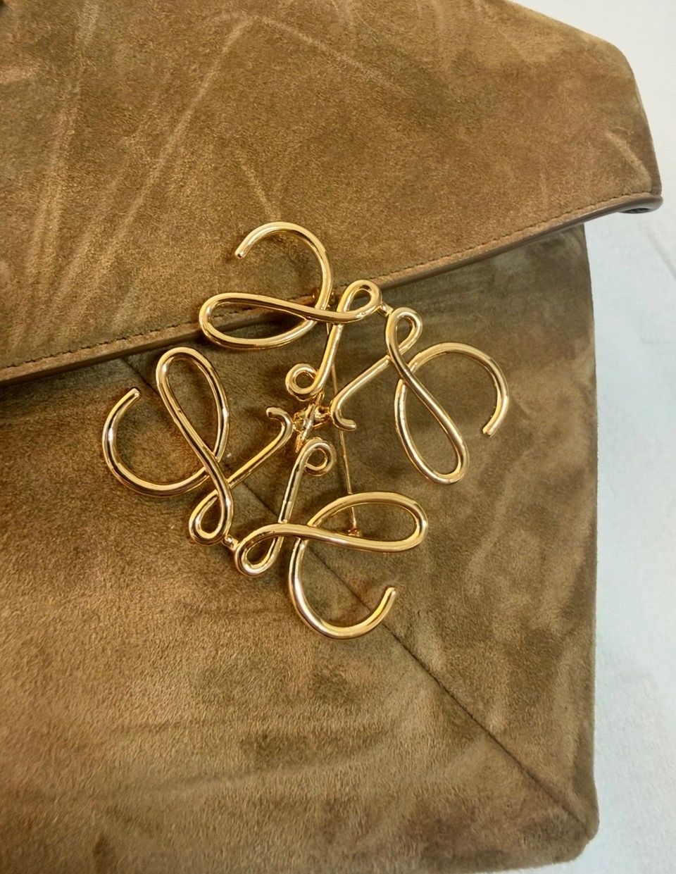 Vintage Gold Tone Script Brooch