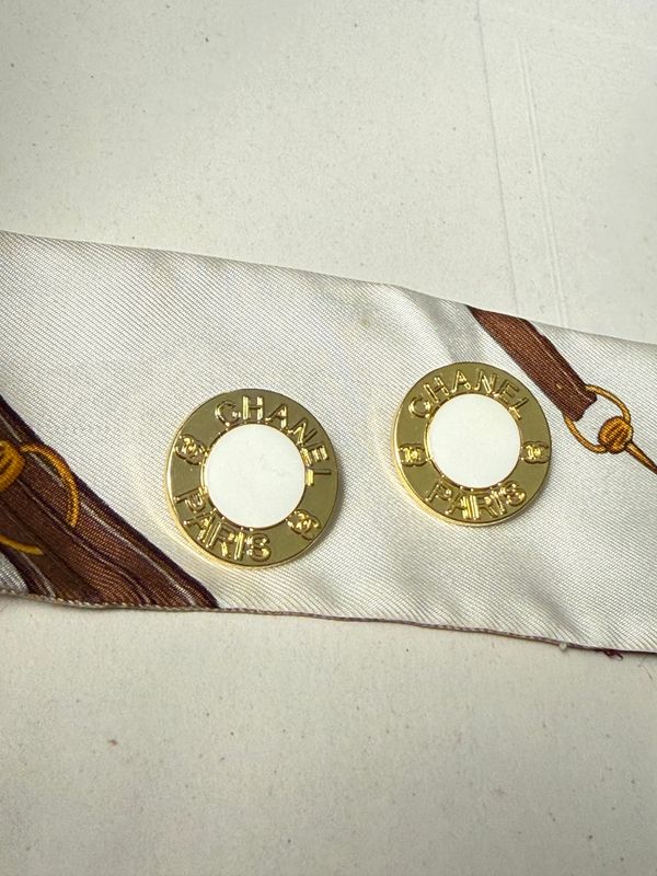 Minimal Luxe Paris-Inspired Open Circle Gold Earrings