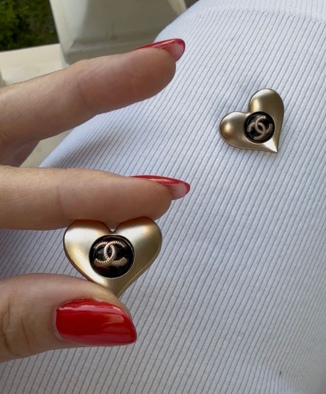 Golden matte tone heart statement earrings