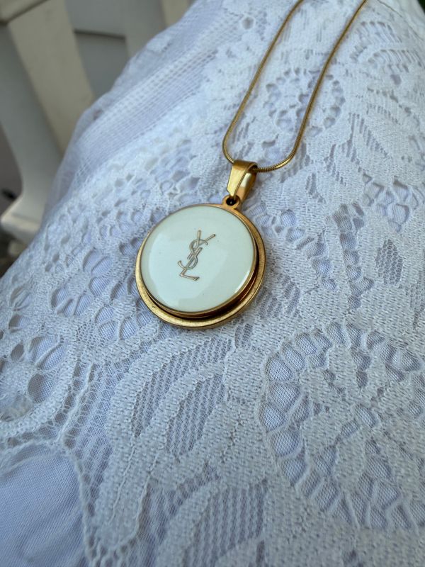 The Élysée Necklace