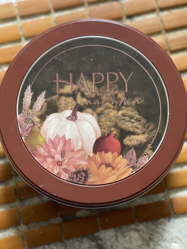 Tin Box Pecans