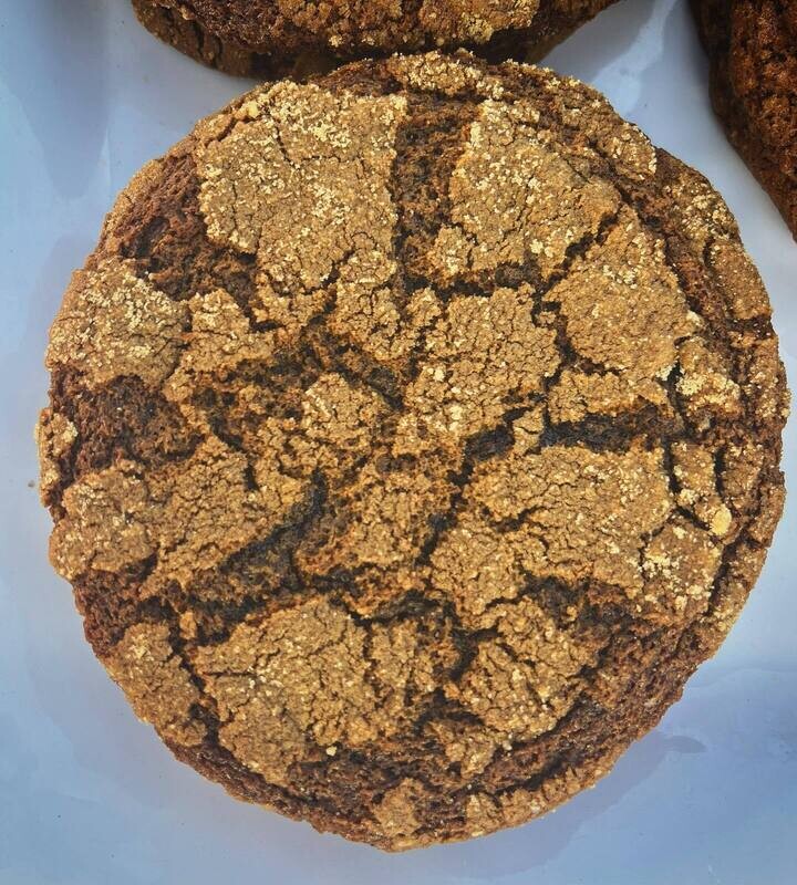 Ginger Molasses Cookie (Single)