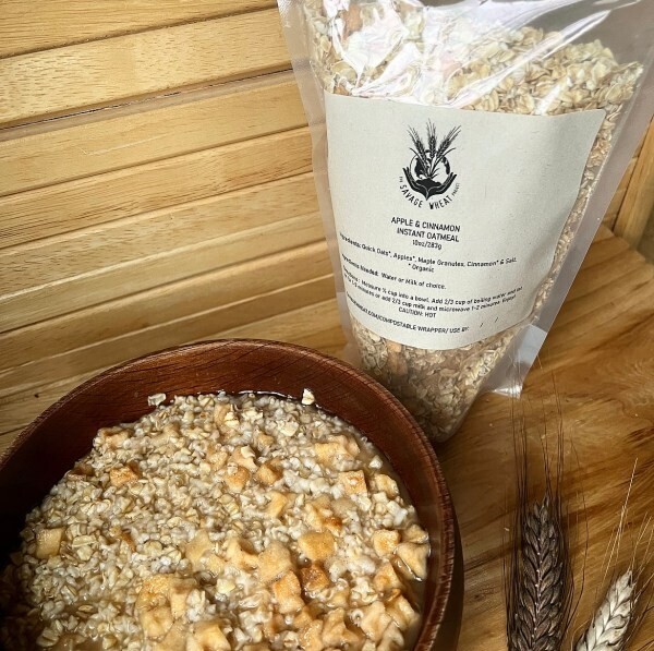 Apple Cinnamon Oatmeal 10 oz /Serves 4