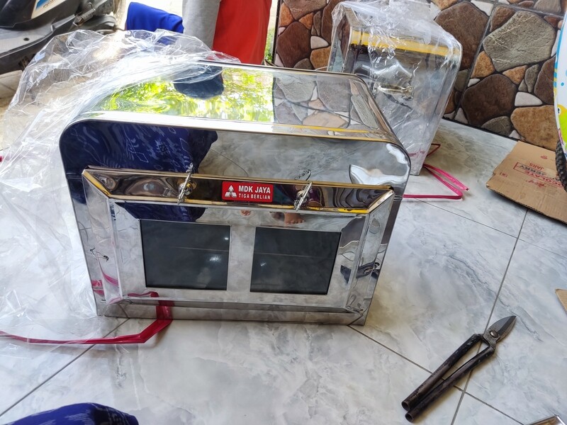 Oven