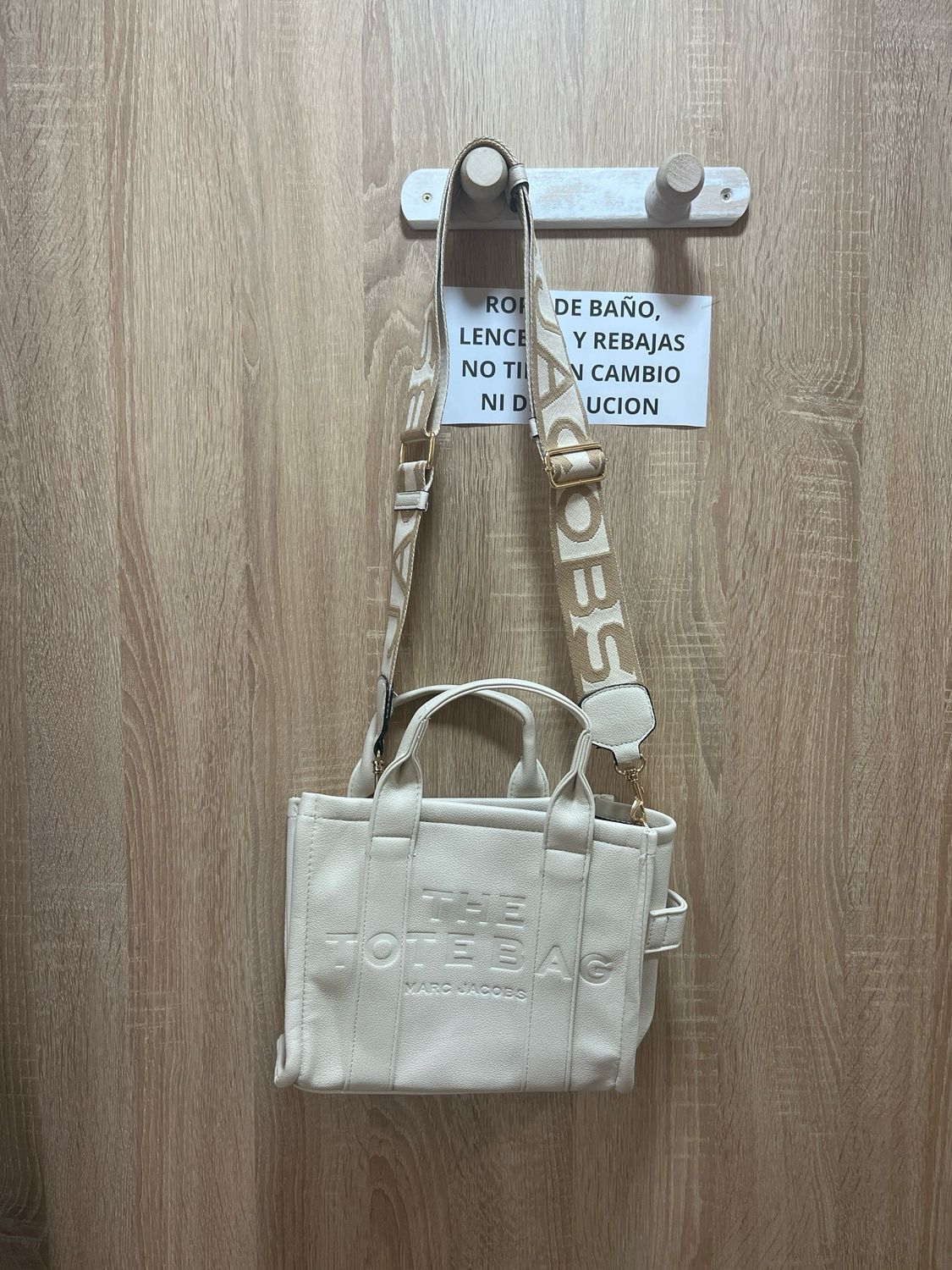 Tote pequeño