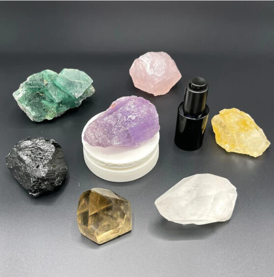 VAN DANG FRAGRANCES - Limited Edition 7-Crystals Meditation Set