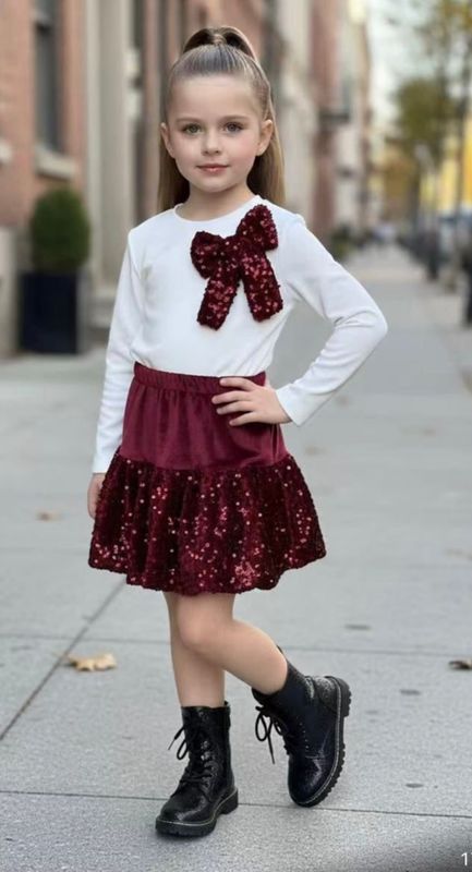 Girls 2 piece Skirt set