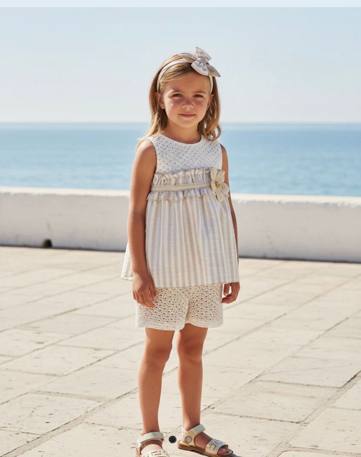 BASMARTI Rayas Girls Beige Stripe Shorts Set BASMARTI Rayas Girls Beige Stripe Shorts Set