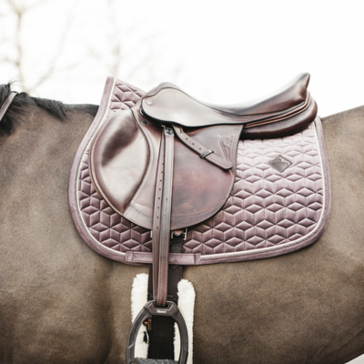 Jumping saddle pads