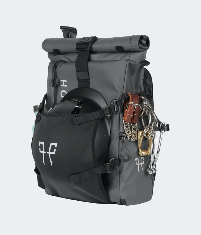 Groom Backpack Horse Pilot