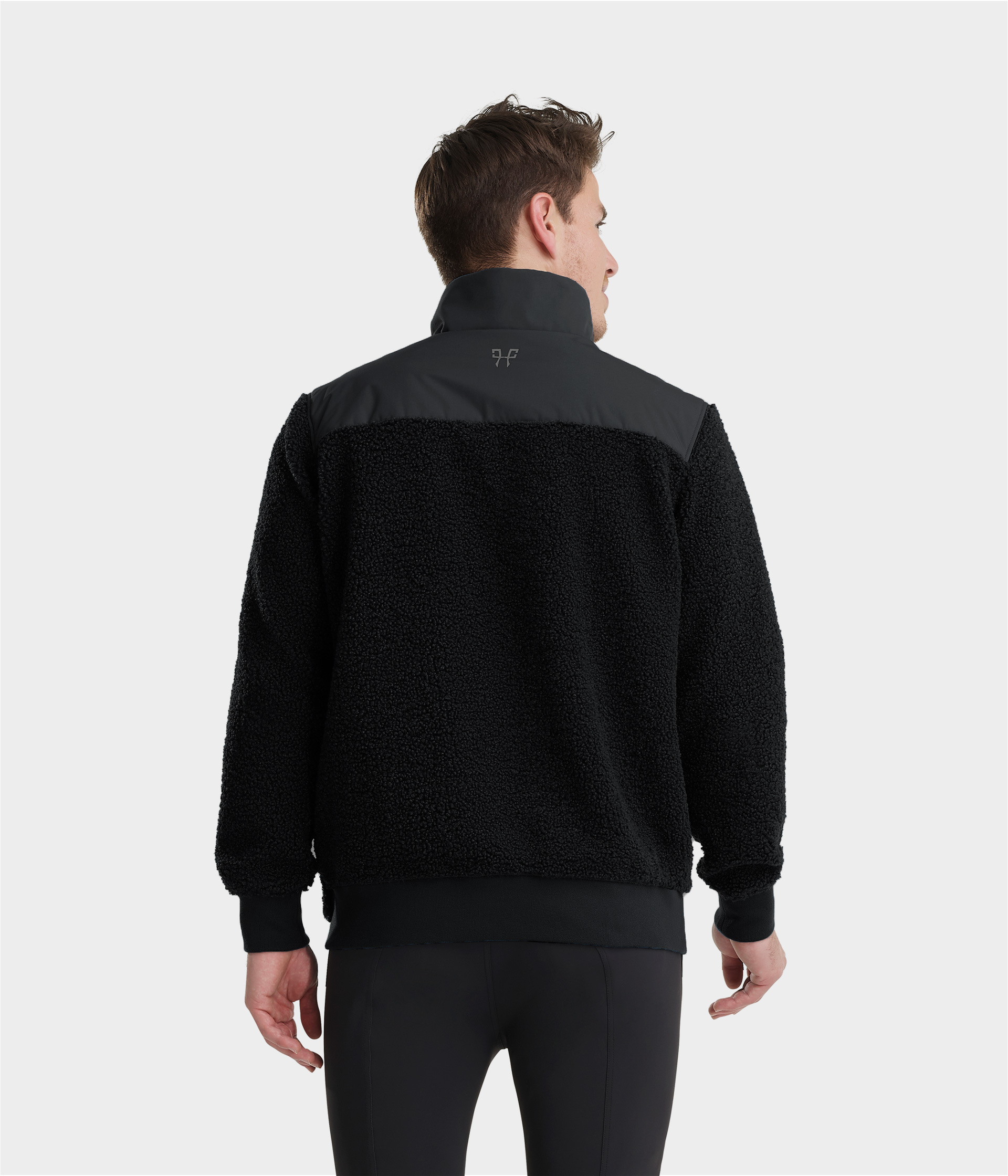 Sherpa Man Horse Pilot Black