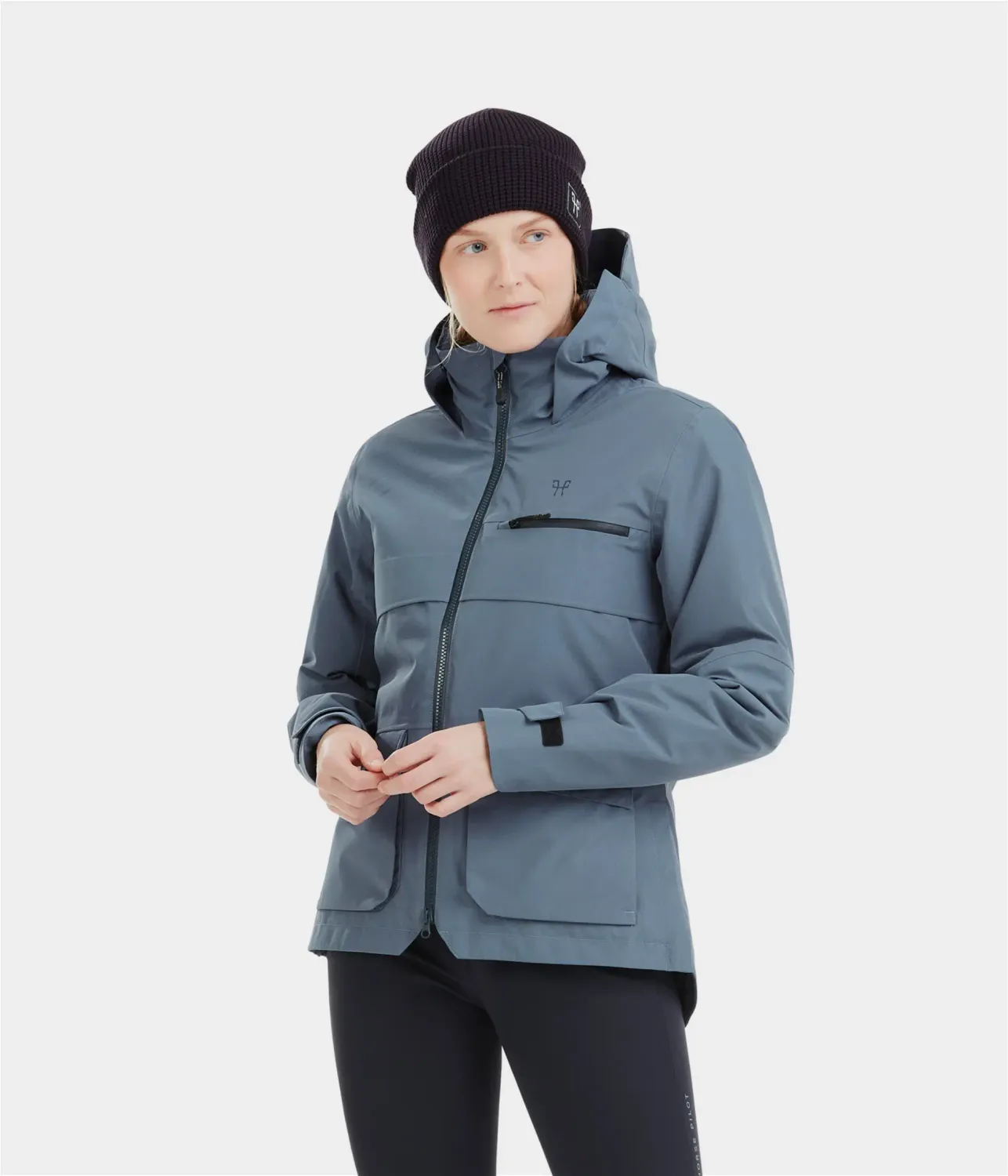 New Essential Women FW24 Horse Pilot vintage indigo
