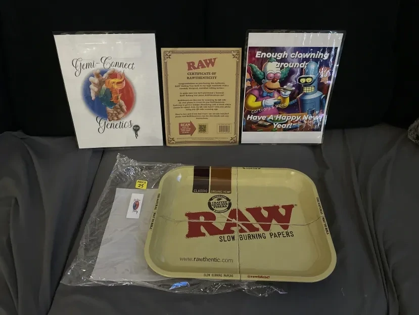 NEW RAW AUTHENTIC LARGE ROLLING TRAYS RAW/BLUNT WRAP/ZIG-ZAG