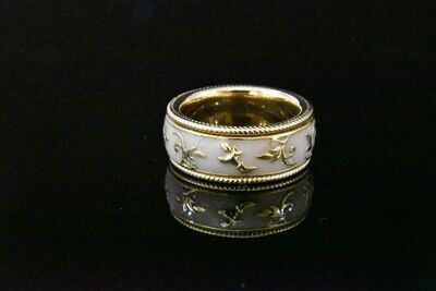Right hand Enamel Ring with Diamonds in 18KYG